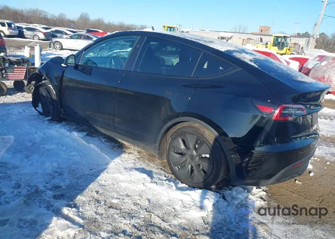 2024 Tesla Model Y Long Range Dual Motor All-Wheel Drive from USA, damaged, VIN 7SAYGAEE8RF153025